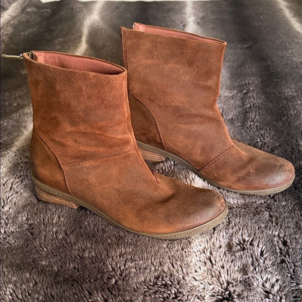 Dansko Brianne Waterproof Leather Boots